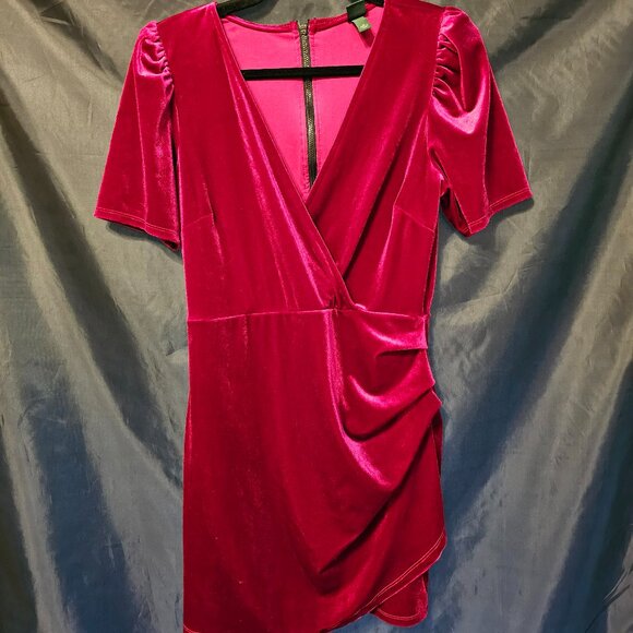wild fable Dresses & Skirts - Wild Fable dark pink velvet dress. Size M